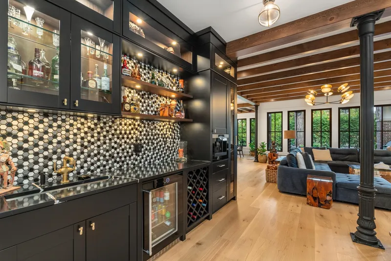 2408 CHRISTOPHERSON ROAD - photo 4 of 25