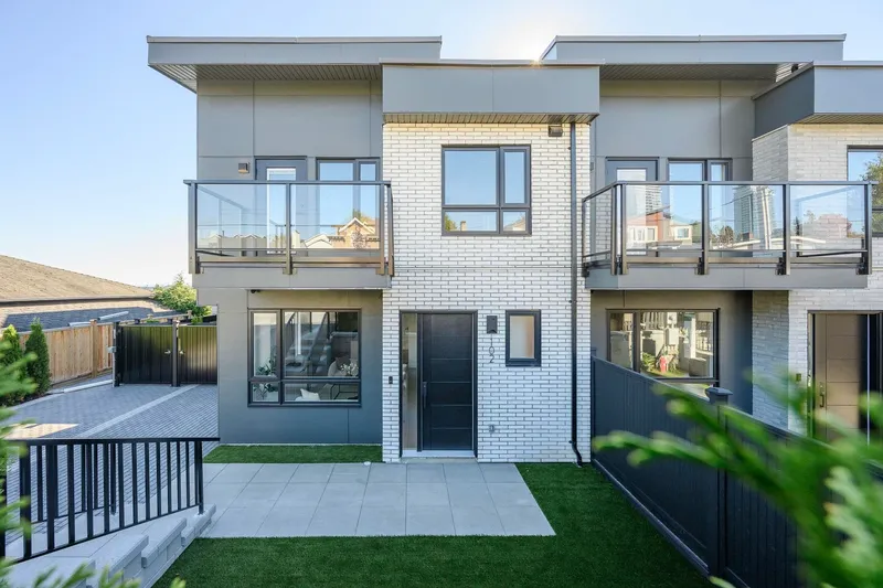 102 1132 MADORE AVENUE - photo 1 of 25