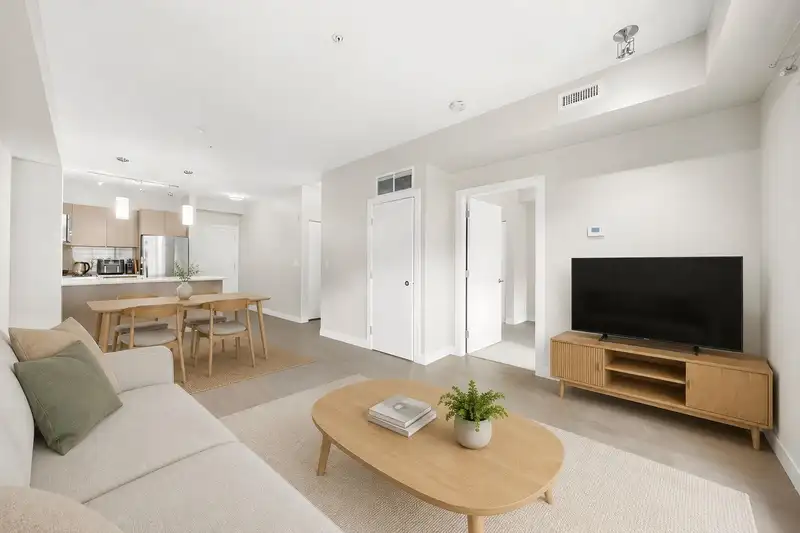 313 10155 RIVER DRIVE - photo 2 of 21