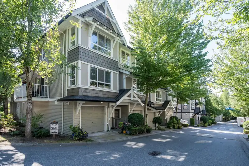 127 6747 203 STREET - photo 1 of 39