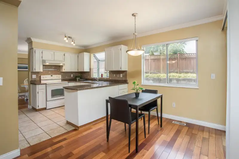 2425 MARIANA PLACE - photo 4 of 30