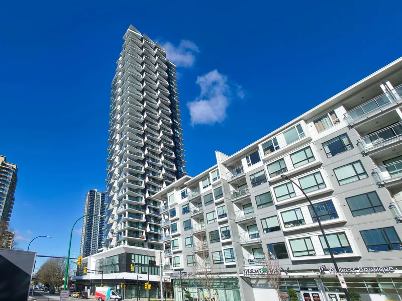 1805 2181 MADISON AVENUE - photo 2 of 19