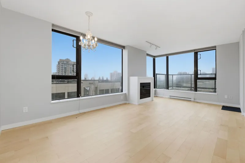 607 7063 HALL AVENUE - photo 3 of 25