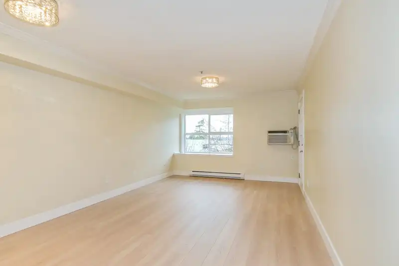 310 17769 57 AVENUE - photo 3 of 25