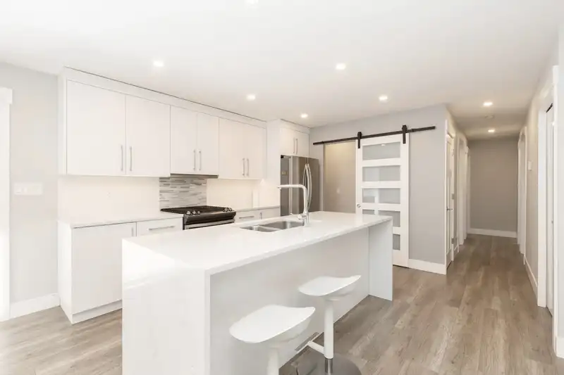 11881 229 STREET - photo 2 of 38