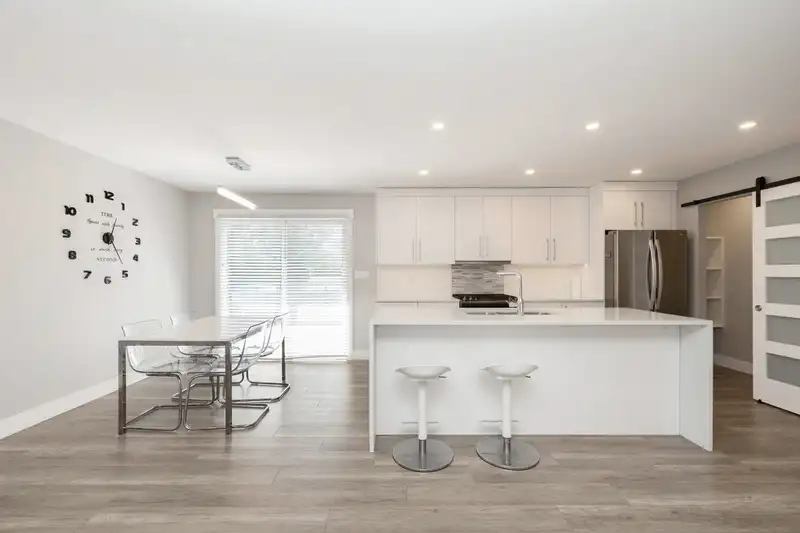 11881 229 STREET - photo 3 of 38