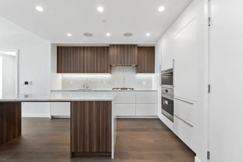 609 7418 PAULSON STREET - photo 1 of 9