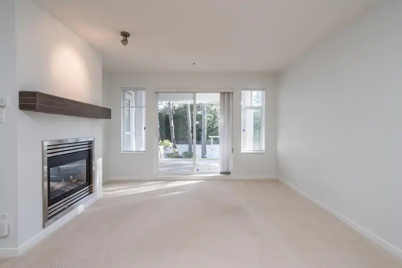 104 1704 56 STREET - photo 4 of 37