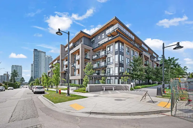 412 615 COTTONWOOD AVENUE - photo 1 of 21