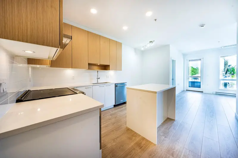 406 7599 15TH STREET - photo 4 of 14