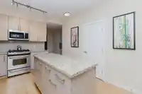 241 5160 DAVIS BAY ROAD - thumbnail 5