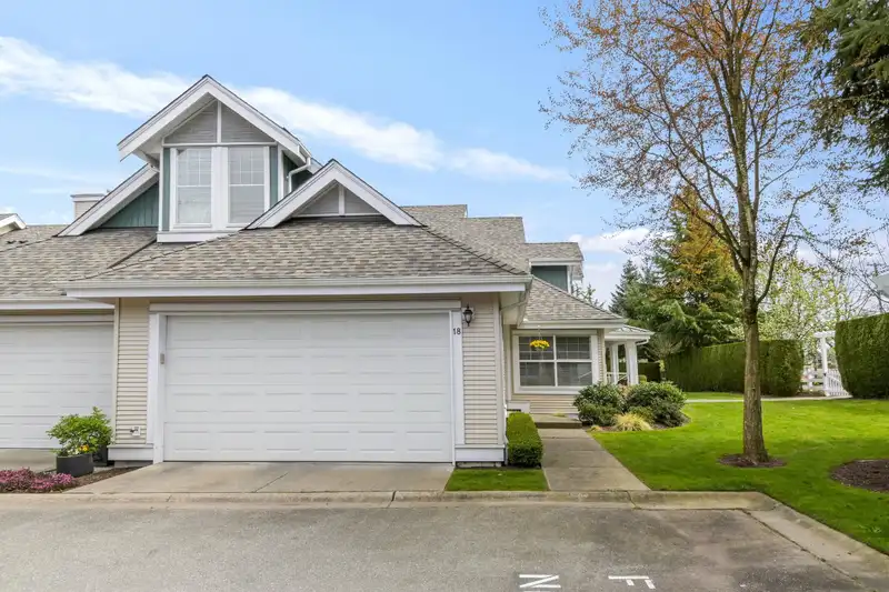 18 16995 64 AVENUE - photo 1 of 40