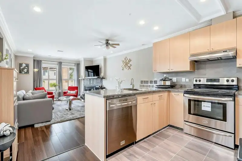 313 8115 121A STREET - photo 1 of 14