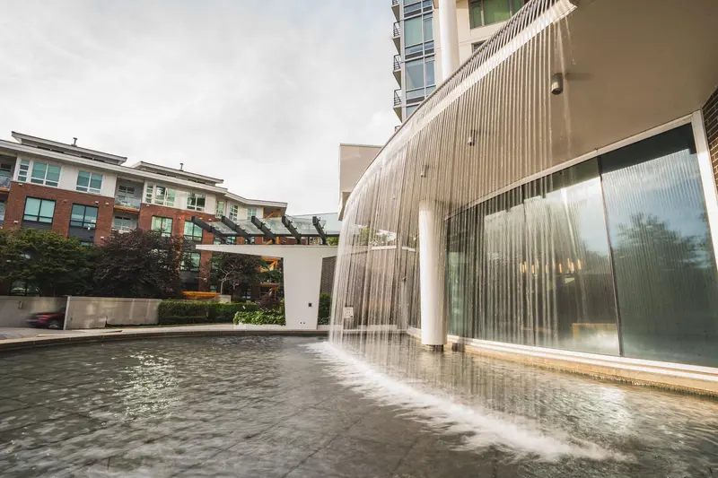 608 210 SALTER STREET - photo 3 of 25