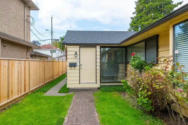 8271 LAUREL STREET - photo 2 of 36