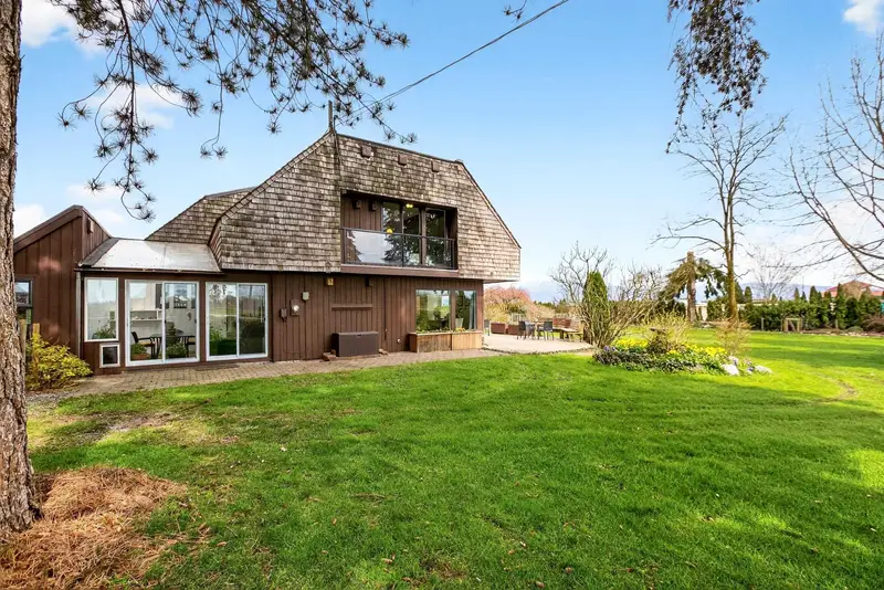 17515 FORD ROAD DETOUR - photo 2 of 25