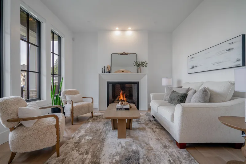 19664 31A AVENUE - photo 4 of 25