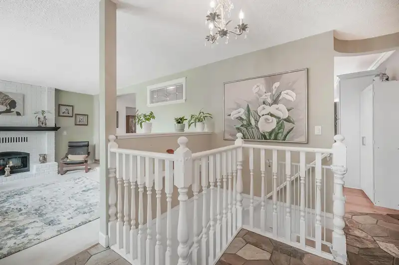 33505 KIRK AVENUE - photo 3 of 38