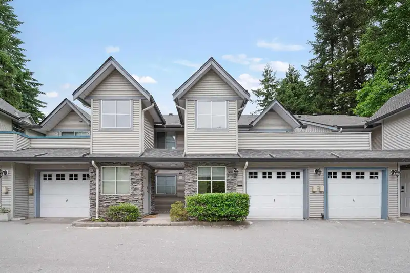 31 19034 MCMYN ROAD - photo 1 of 27