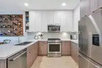 104 14022 NORTH BLUFF ROAD - thumbnail 6