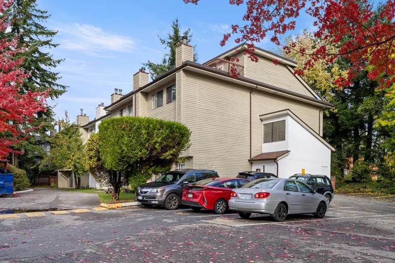 208 7144 133B STREET - photo 2 of 20