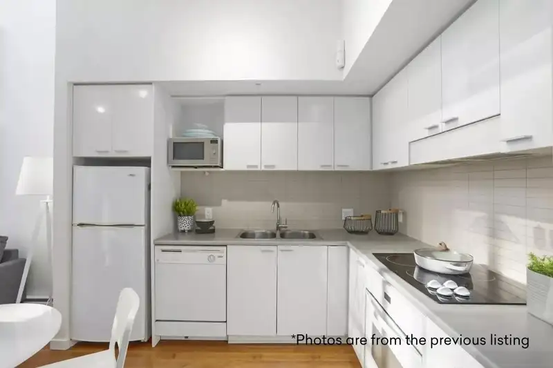 112 DUNSMUIR STREET - photo 4 of 9