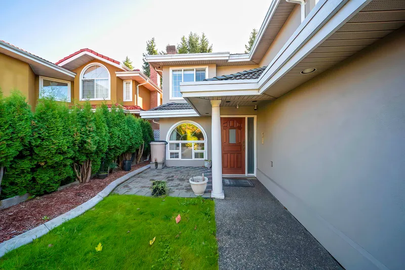 12580 HARRISON AVENUE - photo 4 of 25