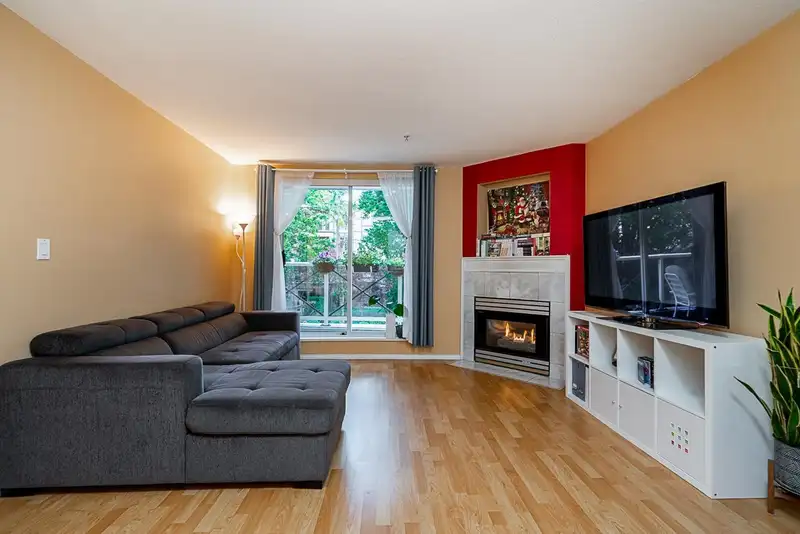 211 2485 ATKINS AVENUE - photo 3 of 34