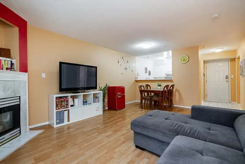211 2485 ATKINS AVENUE - photo 4 of 34