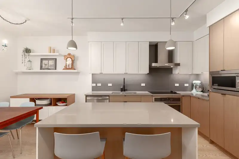 101 3205 MOUNTAIN HIGHWAY - photo 3 of 25