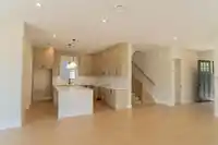 7750 196 STREET - thumbnail 4