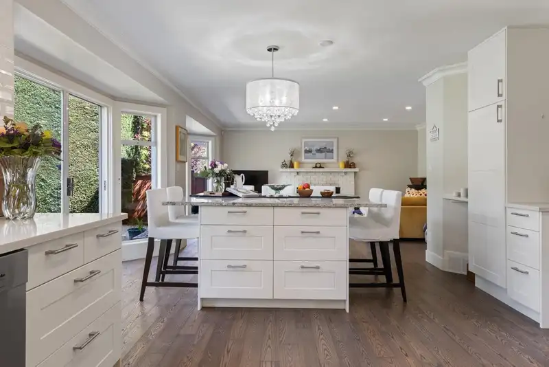 4110 ROCHE PLACE - photo 4 of 40