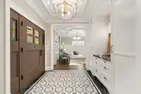 993 BROUGHTON STREET - thumbnail 3