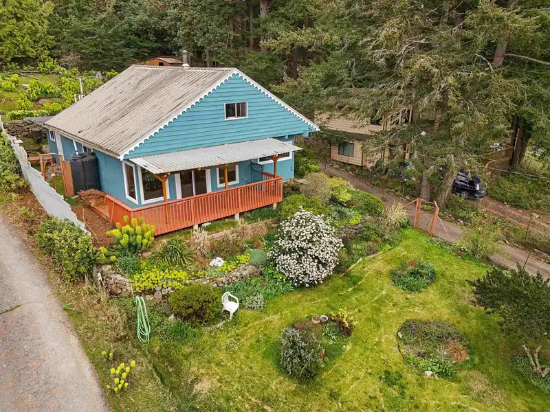 279 WOOD DALE DRIVE - photo 2 of 40