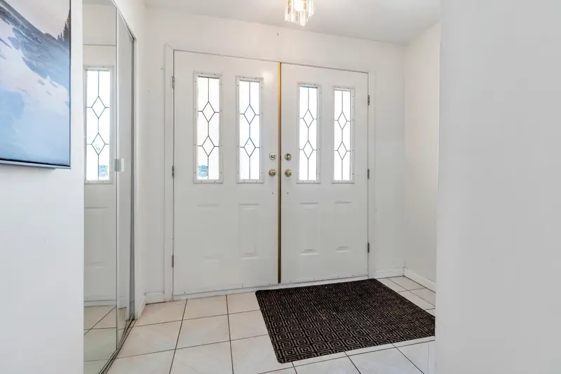 2225 KAPTEY AVENUE - photo 2 of 25