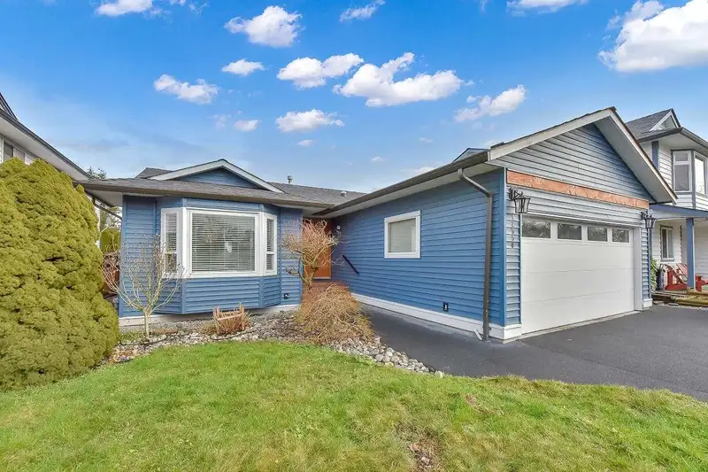 12550 222 STREET - photo 3 of 39
