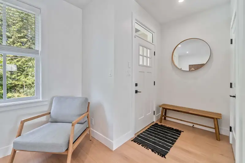 106 3416 QUEENSTON AVENUE - photo 3 of 32