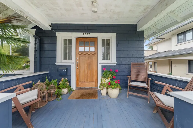 2027 W 44TH AVENUE - photo 4 of 25