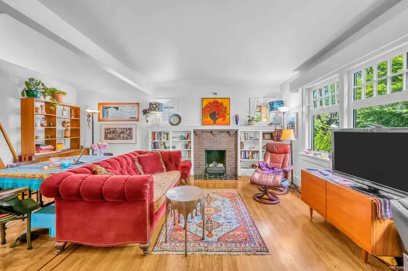 3174 W 10TH AVENUE - photo 2 of 40