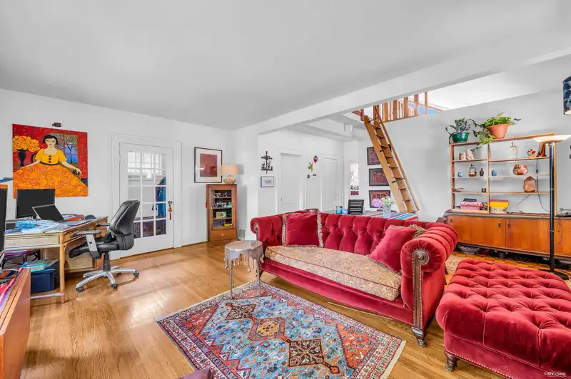 3174 W 10TH AVENUE - photo 4 of 40