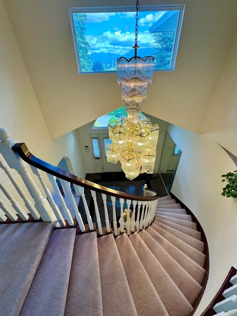 4920 SARDIS CRESCENT - photo 3 of 40