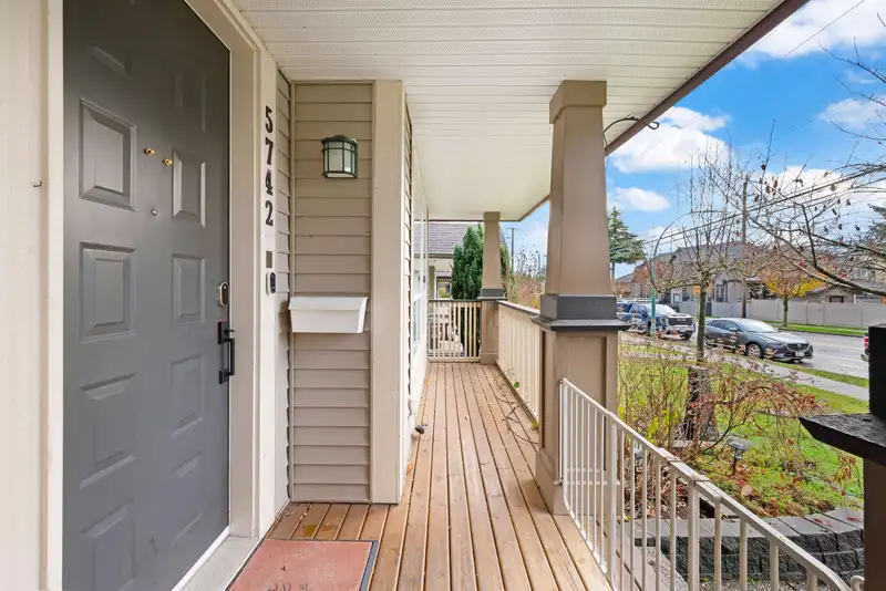 5742 148 STREET - photo 2 of 35