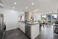 601 3281 E KENT AVENUE NORTH - thumbnail 1