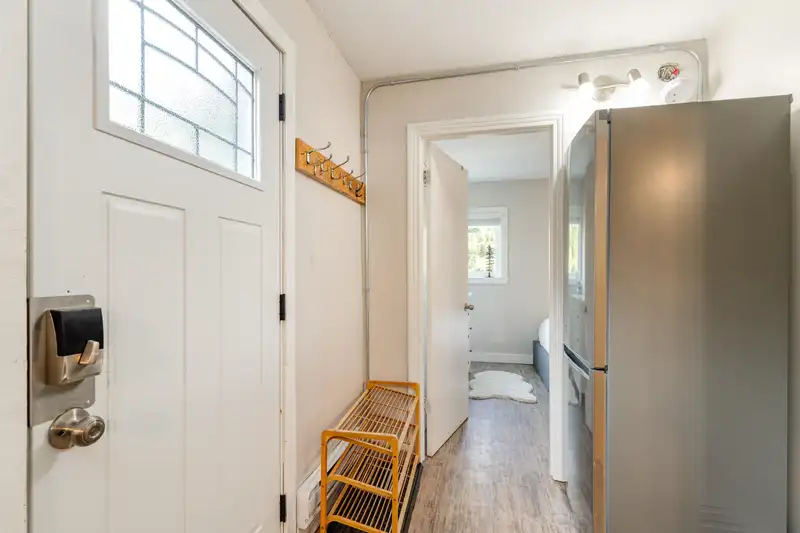 4 2028 INNSBRUCK DRIVE - photo 3 of 19