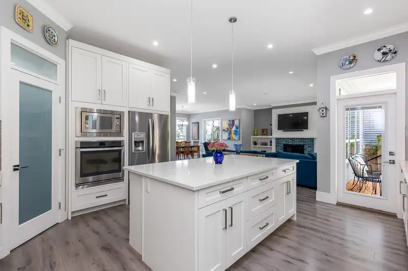 4478 FARINA ROAD - photo 3 of 30