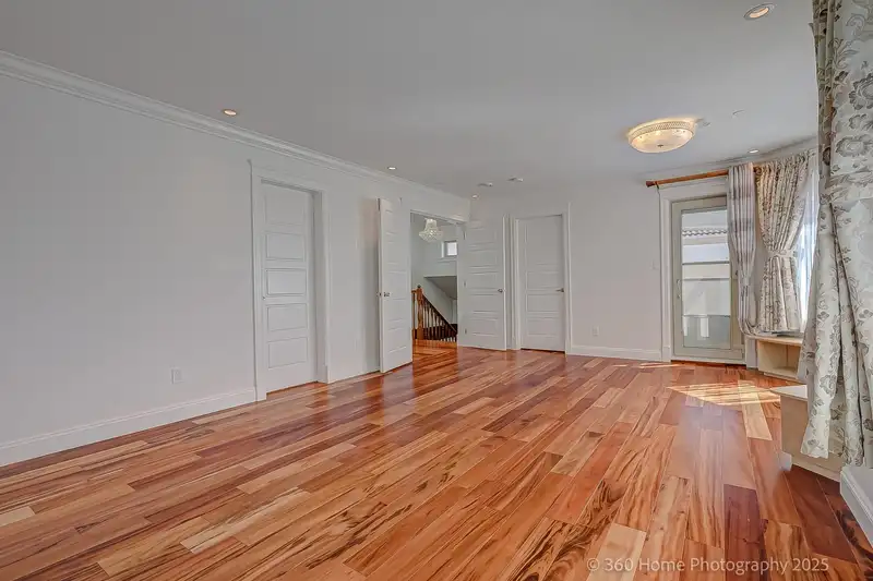 28 W 47TH AVENUE - photo 4 of 29
