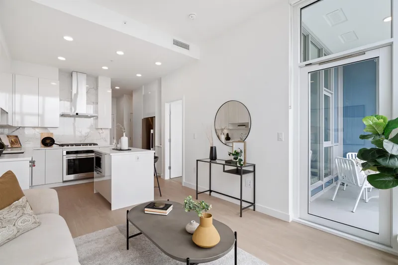 2507 555 SYDNEY AVENUE - photo 2 of 25