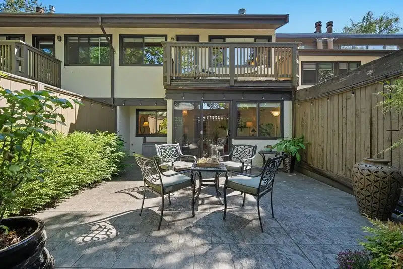 105 11491 7TH AVENUE - photo 1 of 38