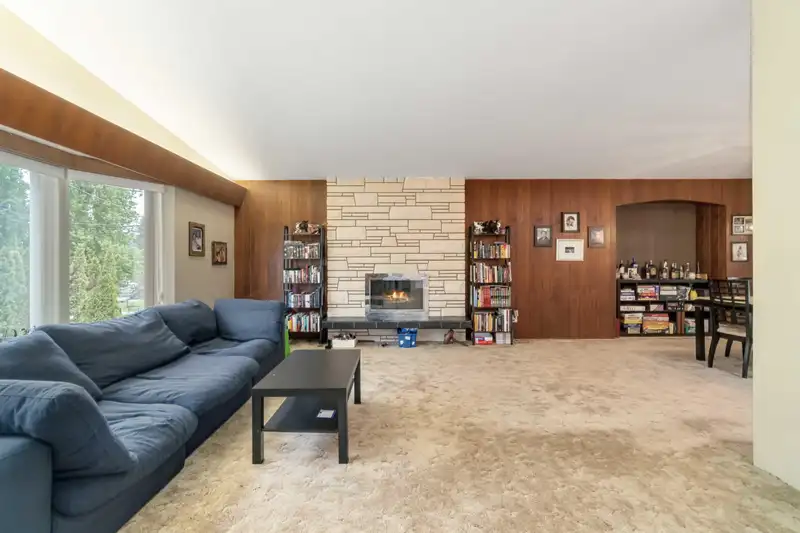 716 GUILTNER STREET - photo 4 of 40