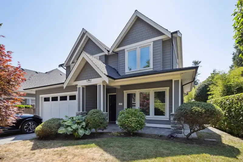 1426 COMPSTON CRESCENT - photo 2 of 40